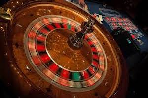 Intrattenimento a tema casinò per feste per adulti